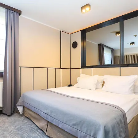 Hotel Ilonn 4*
