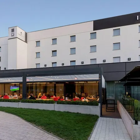 Hotel Ilonn
