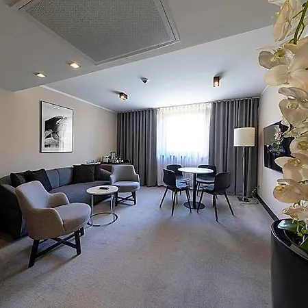 Hotel Ilonn