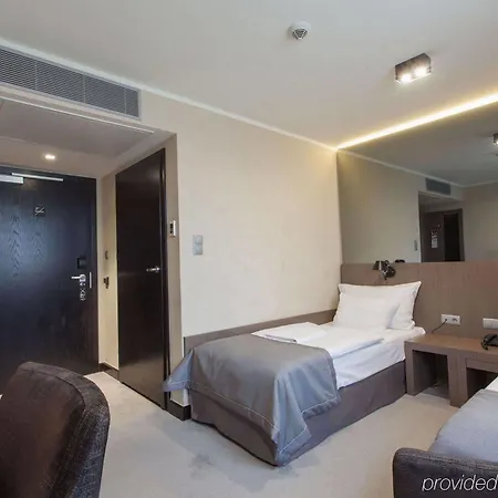 Ilonn Hotel