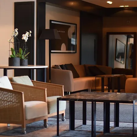 Ilonn Hotel