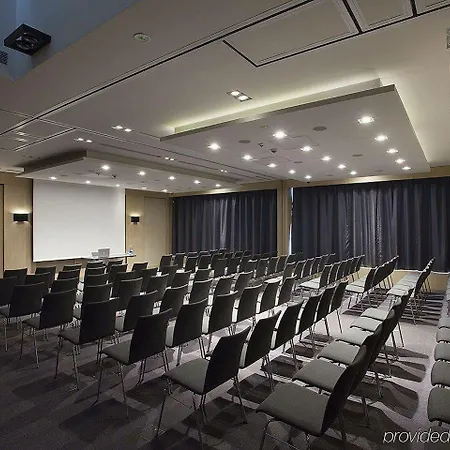 Ilonn Hotel